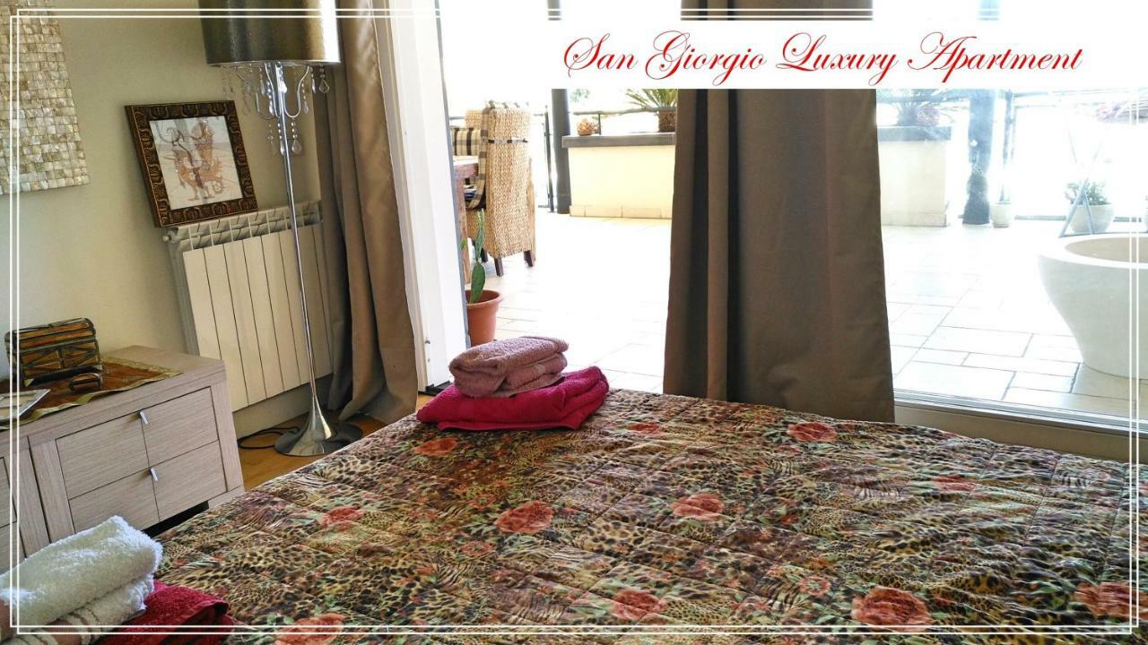 San Giorgio Luxury Apartment Taormina-Panoramic Pool & Parking Space Eksteriør bilde