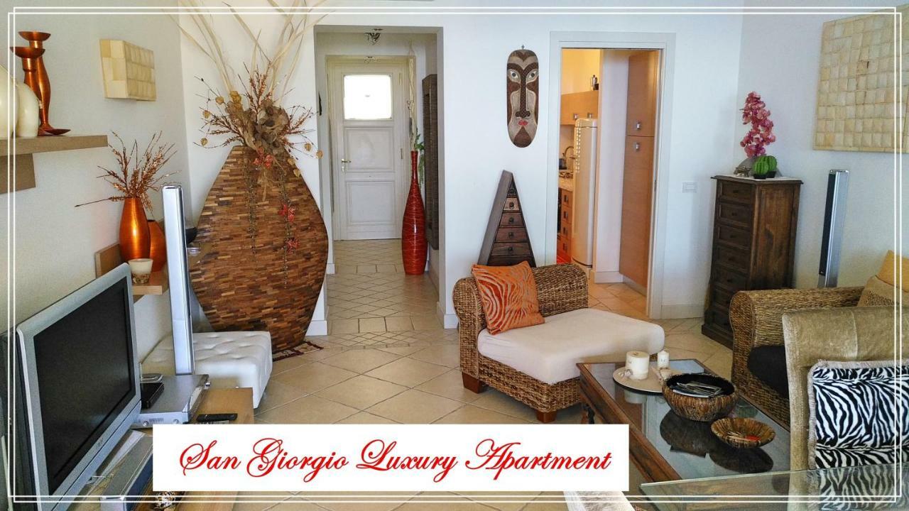 San Giorgio Luxury Apartment Taormina-Panoramic Pool & Parking Space Eksteriør bilde